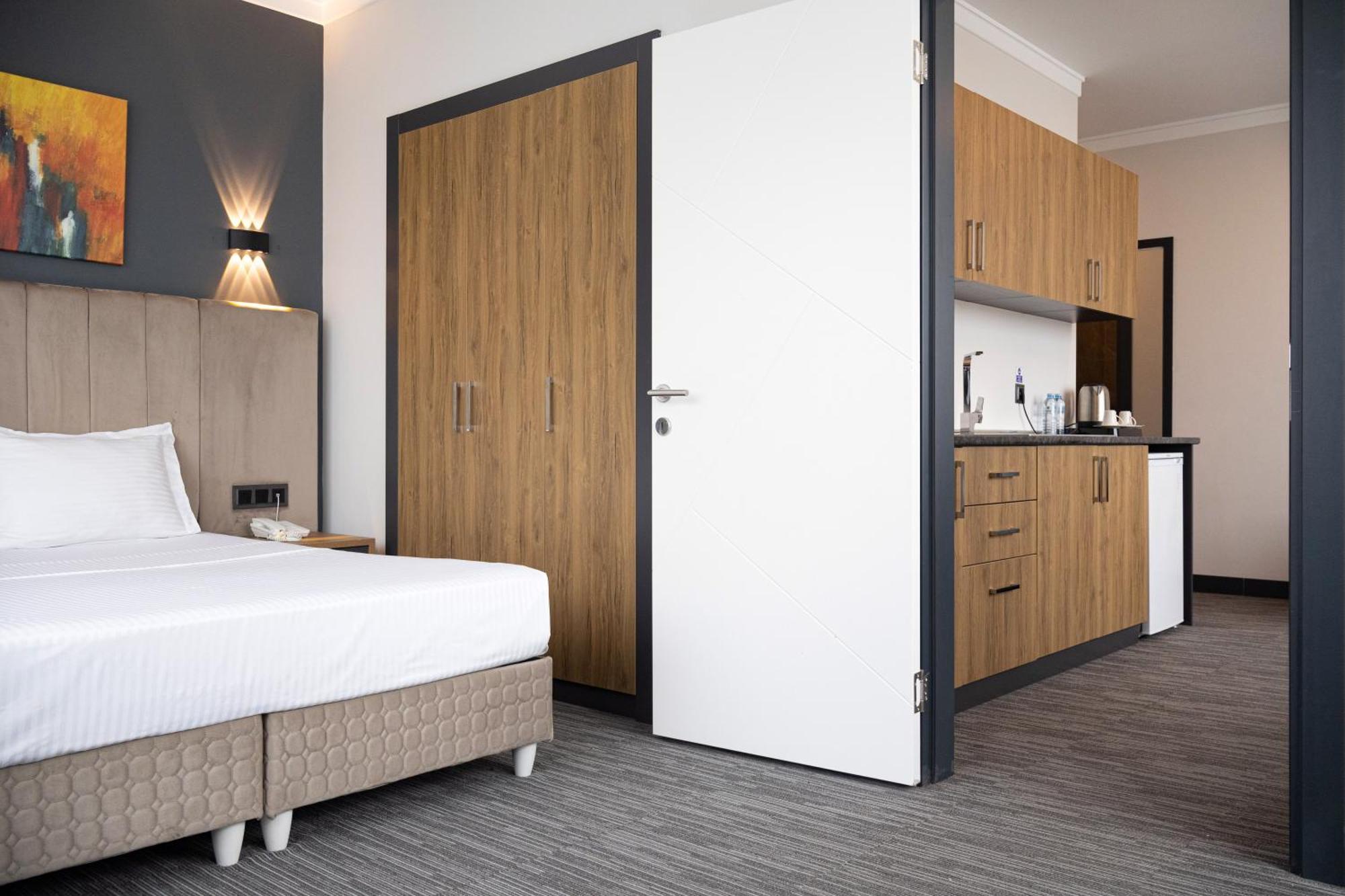 Home Plus Hotel Hotel 3*