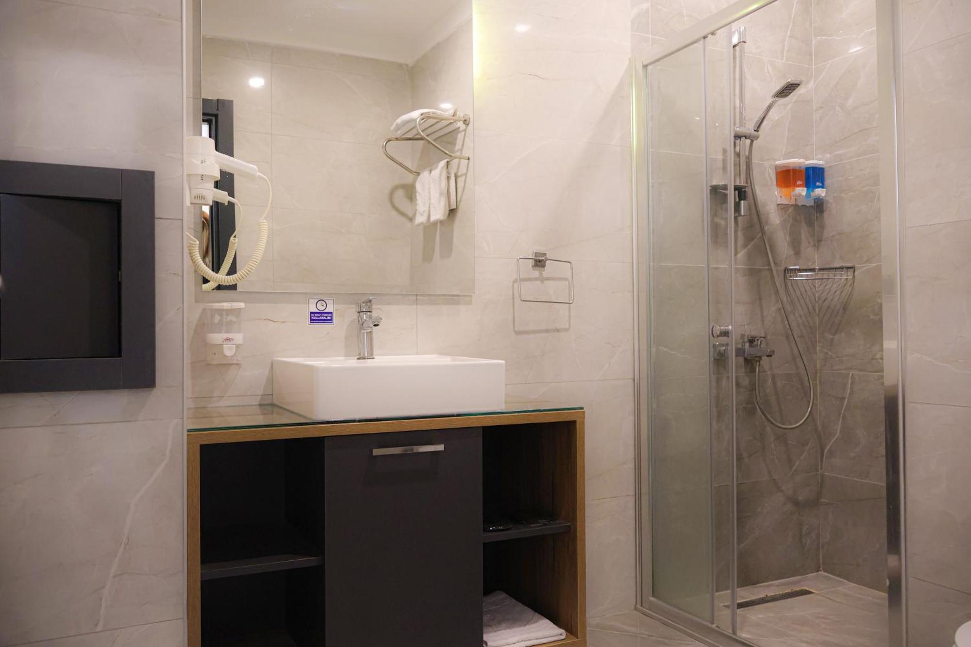 Home Plus Hotel Hotel Istanboel