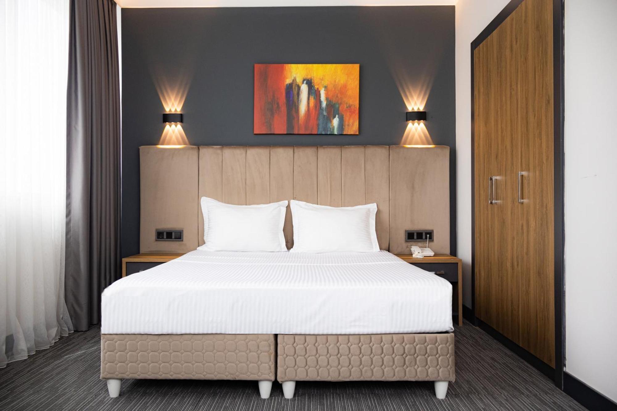 Home Plus Hotel Hotel Istanboel